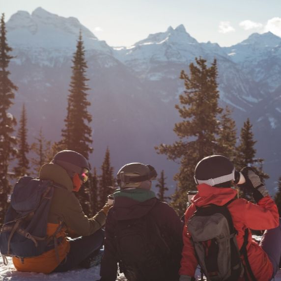 TURYSTYKA I WYCIECZKI