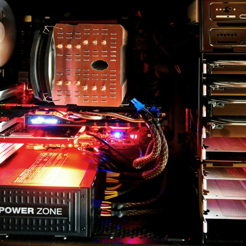 Części i podzespoły komputerowe